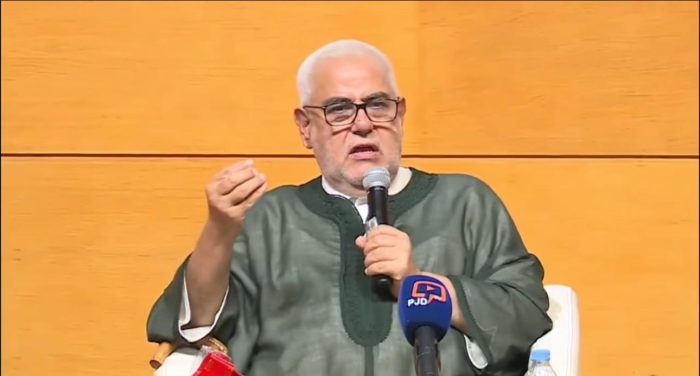 Benkirane ne sait plus s’adresser au Roi