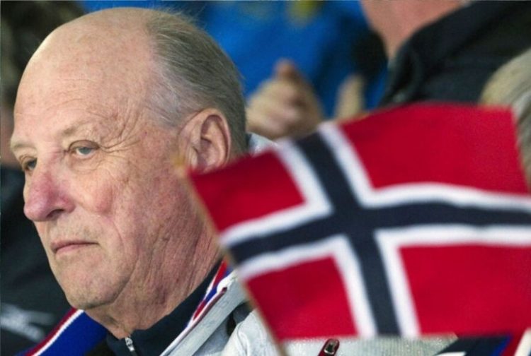Le roi Harald V de Norvège  - 1