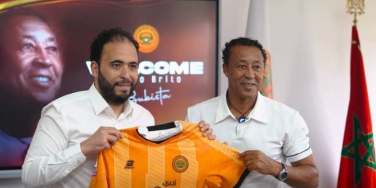 Mercato : le sélectionneur capverdien Bobista s&rsquo;engage pour 3 ans avec la RS Berkane