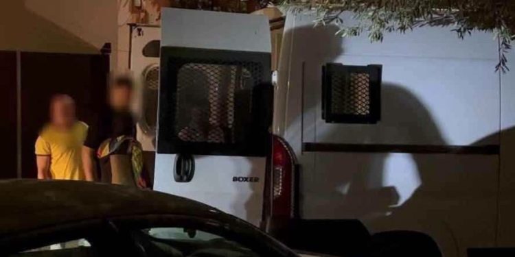 arrestation , photo provenant des réseaux sociaux