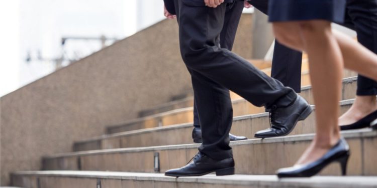 Monter les escaliers réduirait les risques cardiaques