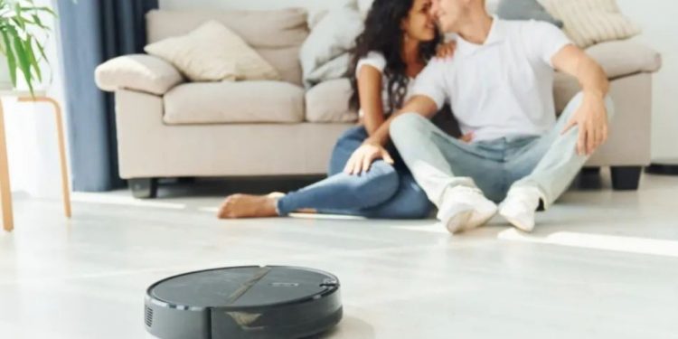 La prison pour un mari ayant utilisé un «aspirateur robot» pour démasquer l’infidélité de sa femme!