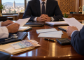 Médecins et entrepreneurs piégés par des investissements présumés fictifs