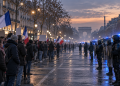 France : moins de manifestants, mais la crise toujours ouverte