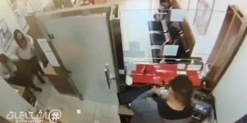 [VIDÉO] Koweït : 5 ans de prison pour un braquage avec un faux pistolet
