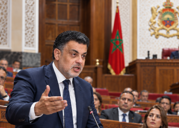 Au Parlement, les premiers signes d’une confrontation sans concessions